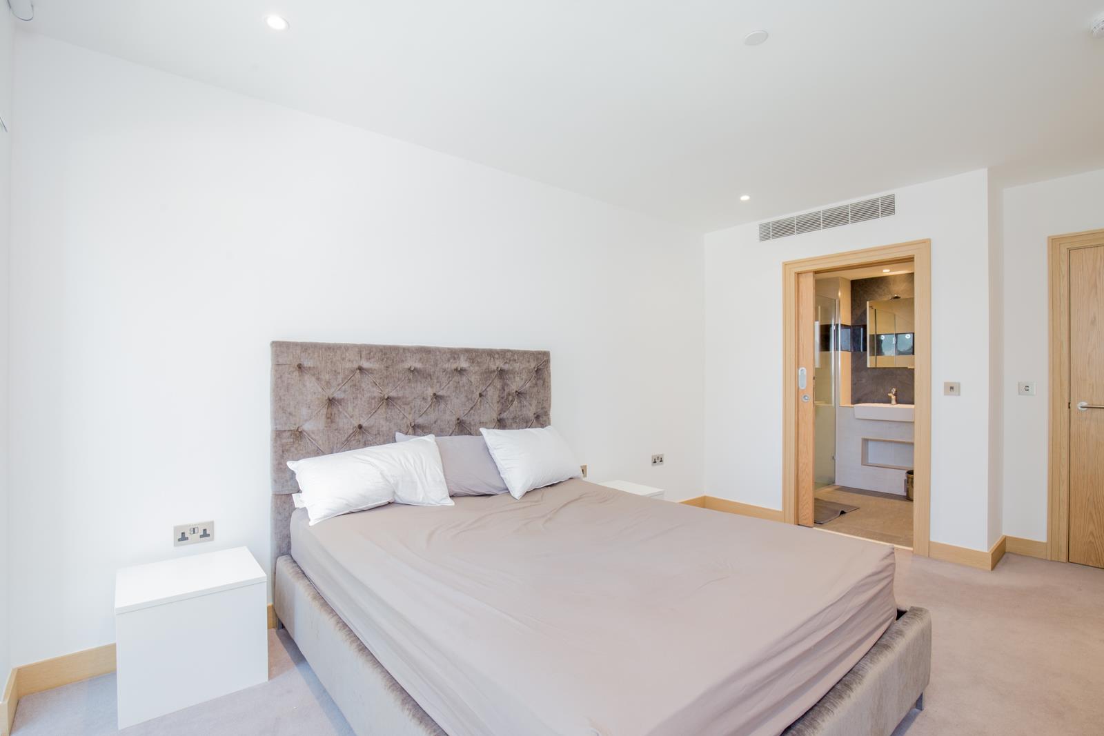 3 bed apartment to rent in Hermitage Street, London  - Property Image 7