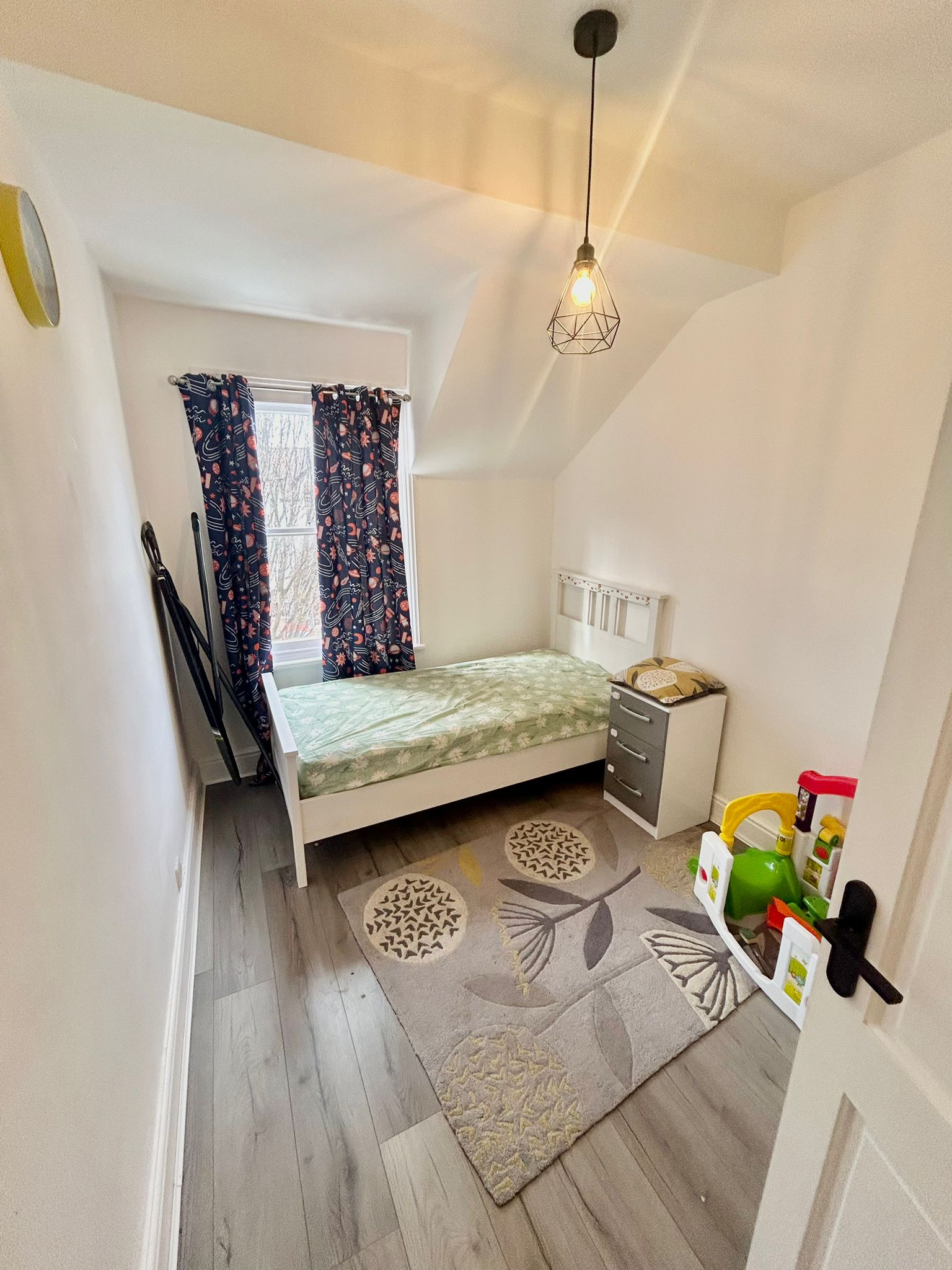 2 bed flat to rent in Wynnstay Road, Colwyn Bay  - Property Image 5