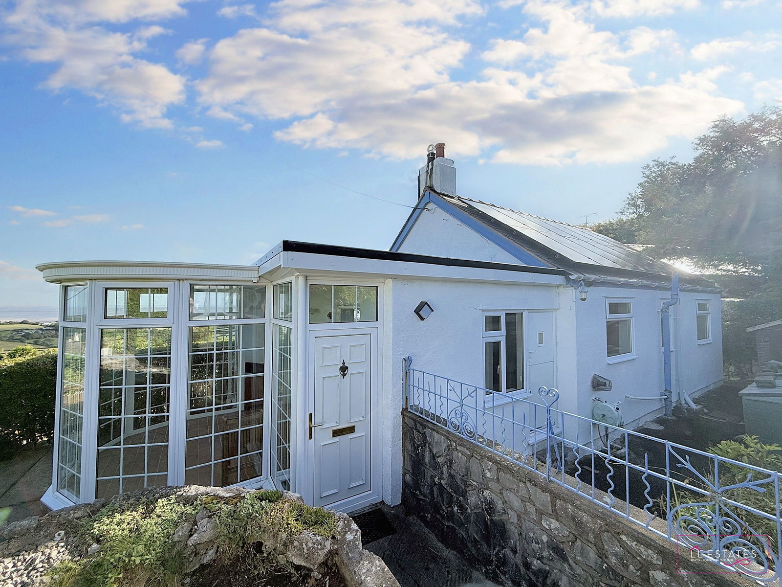 2 bed bungalow to rent in Carmel Hill, Holywell, CH8
