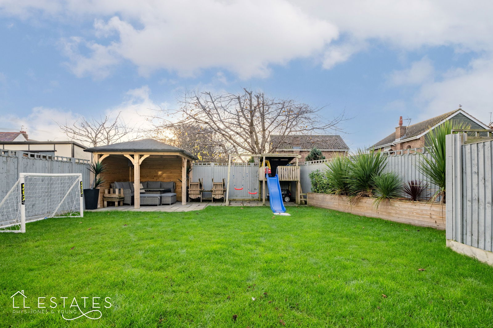 3 bed detached house for sale in Grosvenor Road, Prestatyn  - Property Image 13