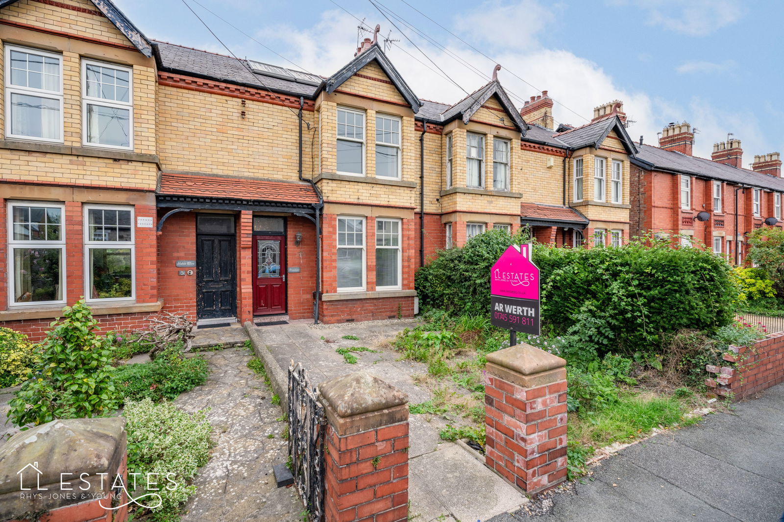 3 bed terraced house for sale in Princes Road, Rhyl  - Property Image 1