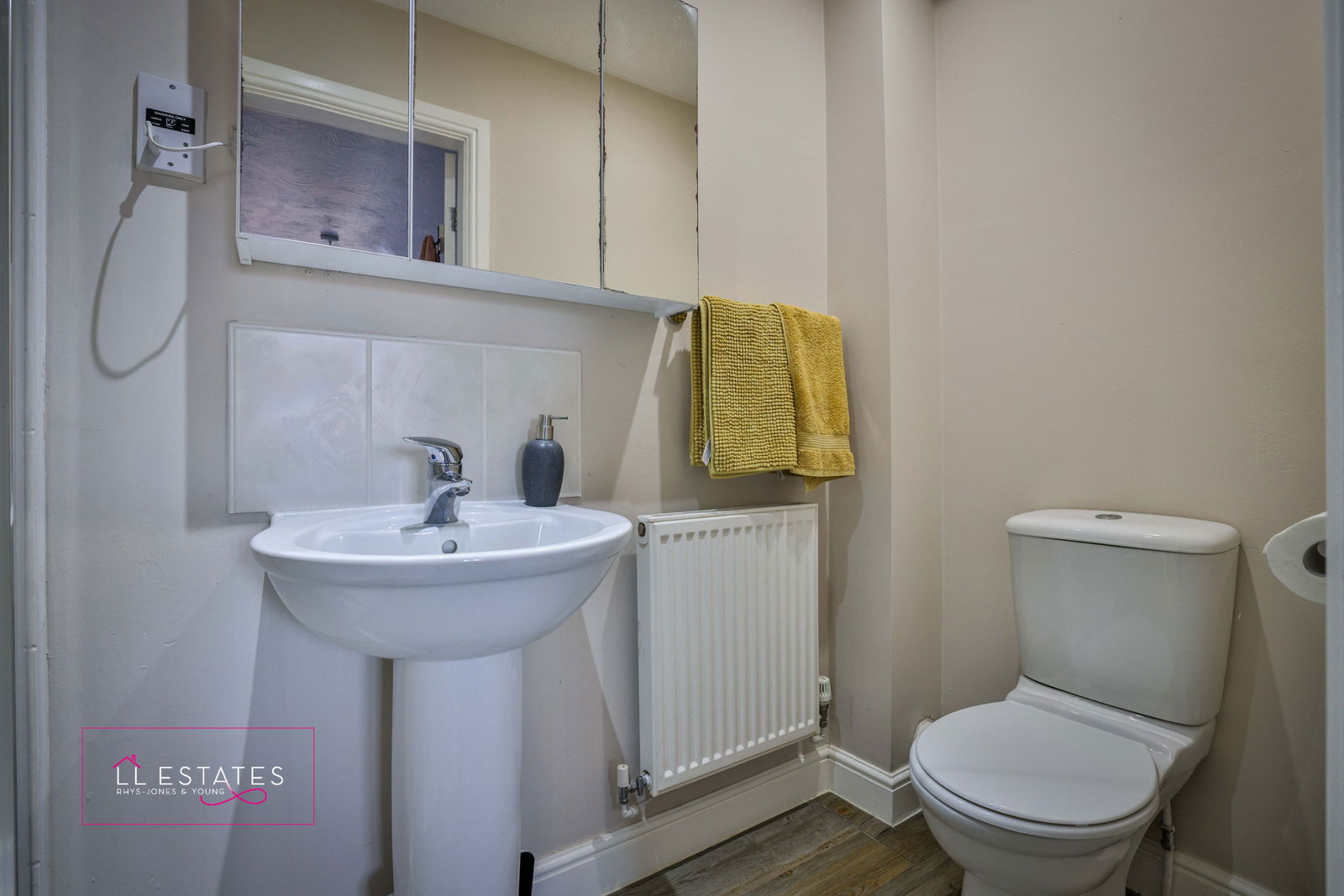 3 bed terraced house for sale in Ffordd Rowley-Conwy, Rhyl  - Property Image 12