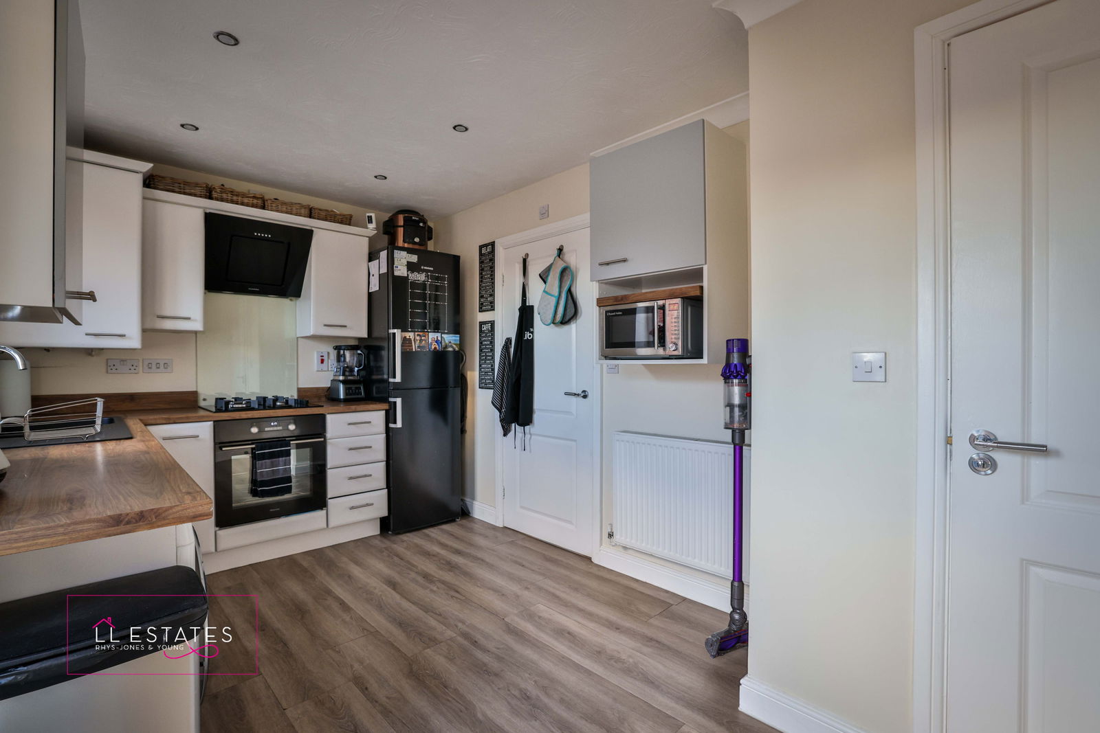 3 bed terraced house for sale in Ffordd Rowley-Conwy, Rhyl  - Property Image 3