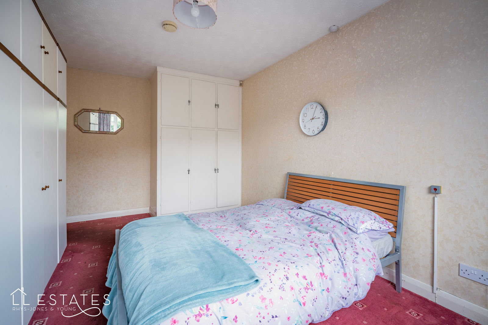 2 bed bungalow for sale in Ashly Court, St. Asaph  - Property Image 4