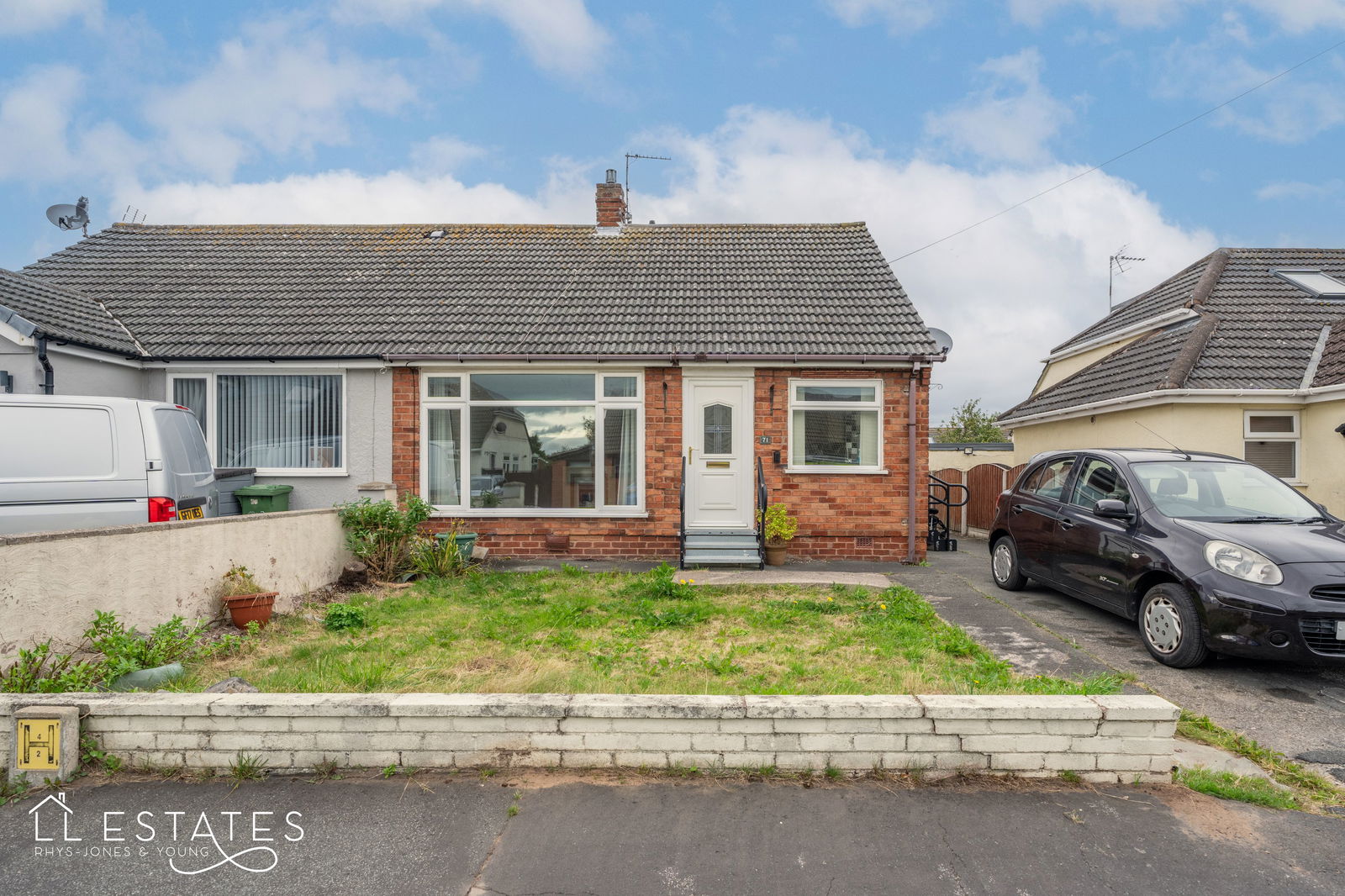 2 bed semi-detached bungalow for sale in Beverley Drive, Prestatyn - Property Image 1