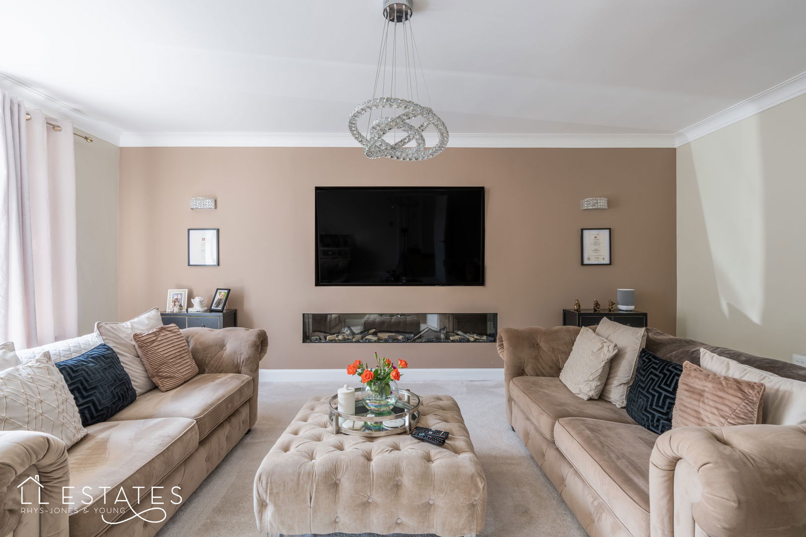 4 bed detached house for sale in Gronant Road, Prestatyn 2