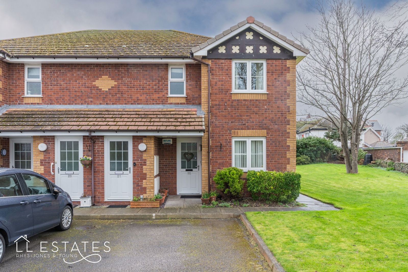 2 bed apartment for sale in Boughton Avenue, Rhyl  - Property Image 1