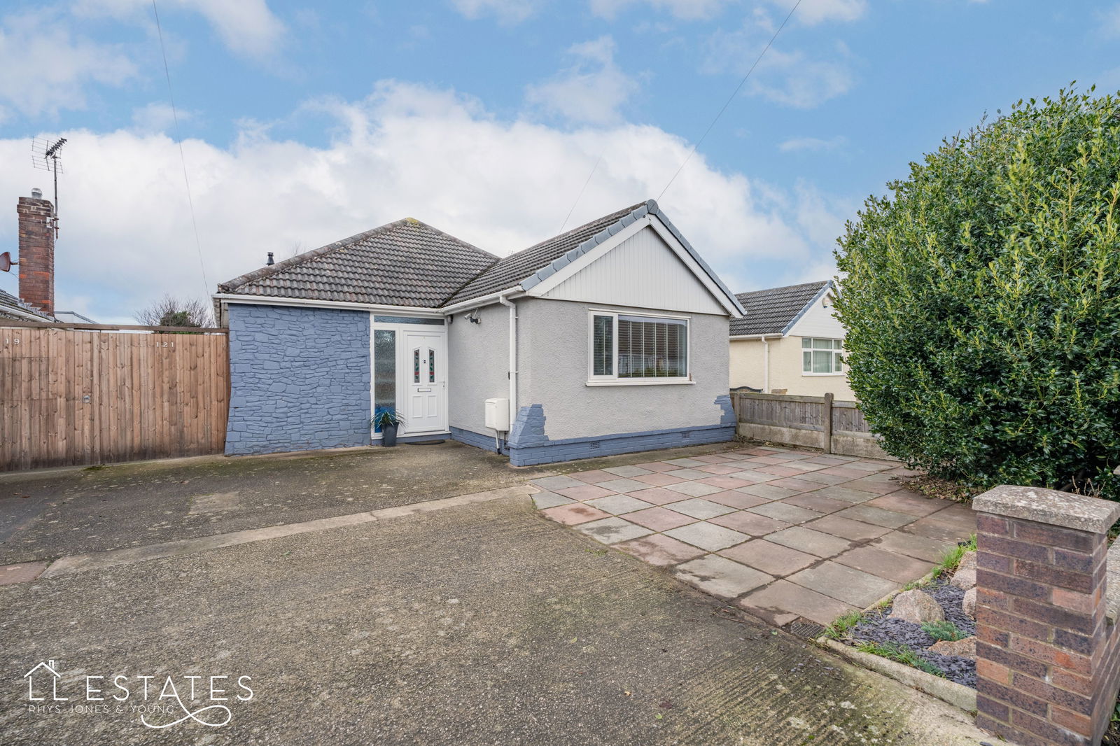 3 bed bungalow for sale in Beverley Drive, Prestatyn, LL19