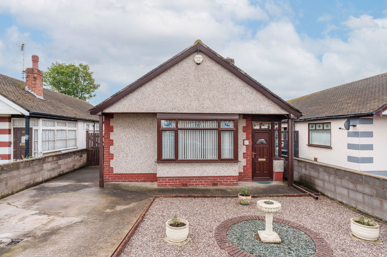 3 bed bungalow for sale in Dyserth Road, Rhyl  - Property Image 1