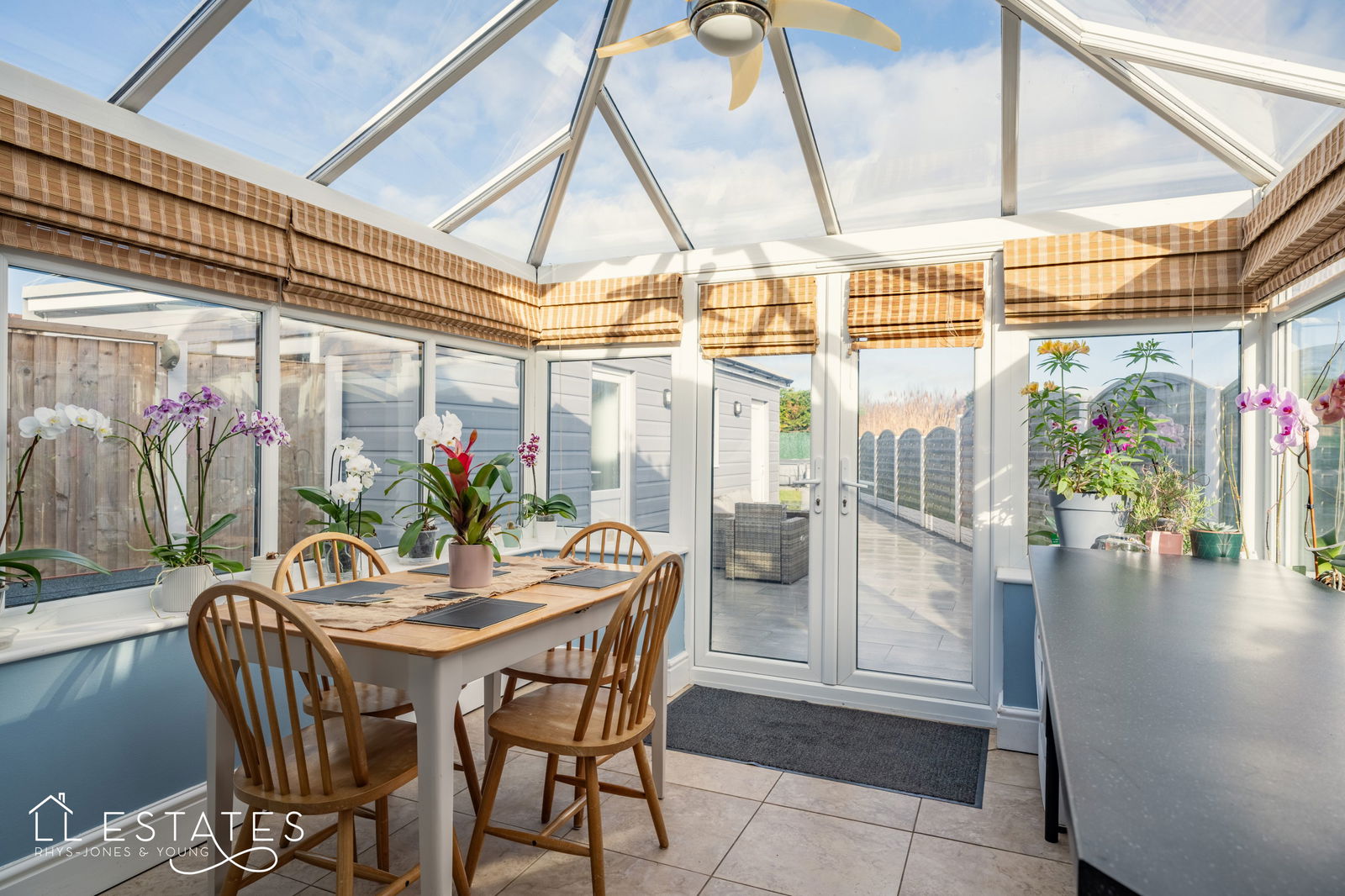 3 bed bungalow for sale in Chester Close, Prestatyn 3