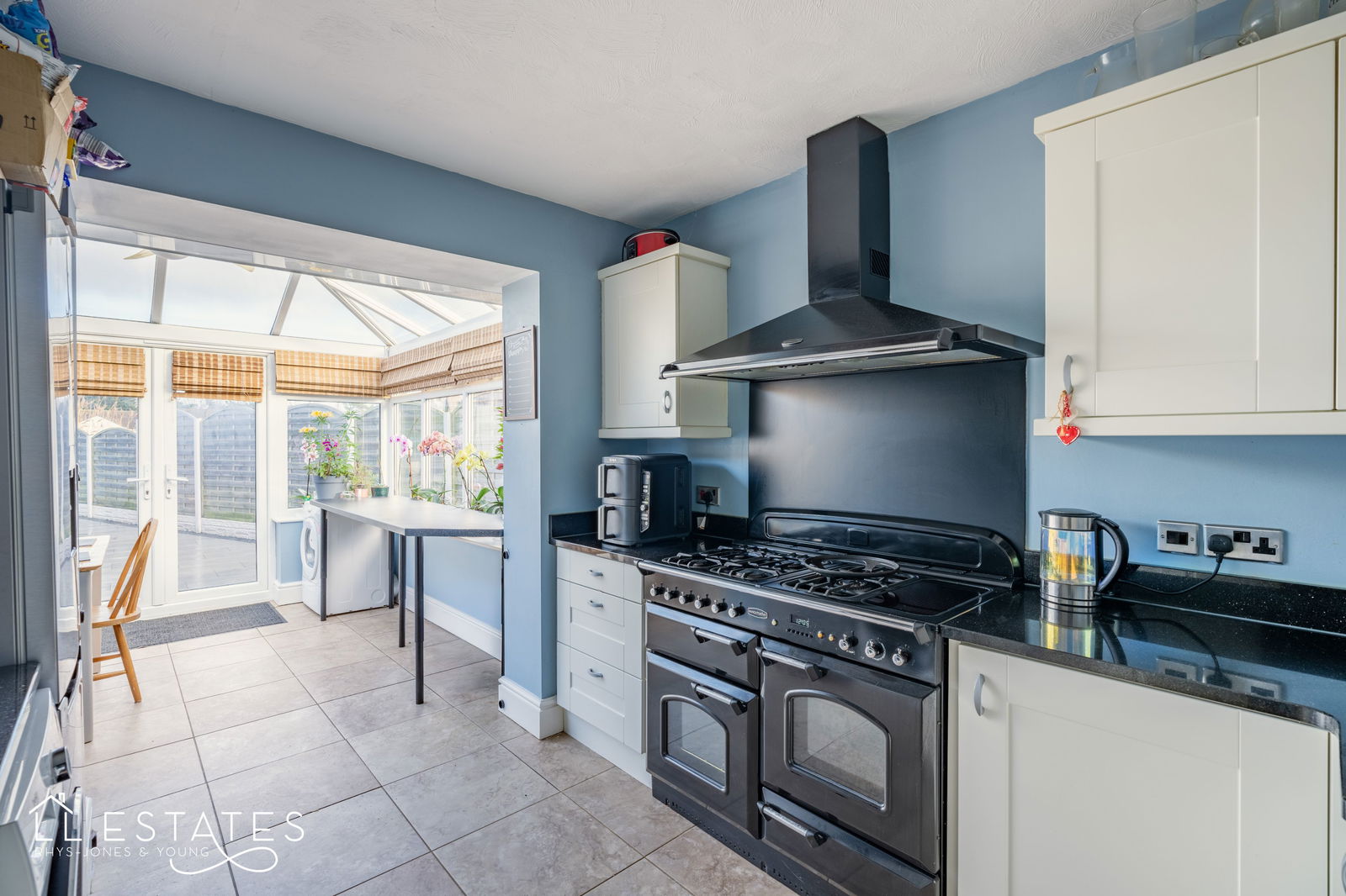 3 bed bungalow for sale in Chester Close, Prestatyn 12