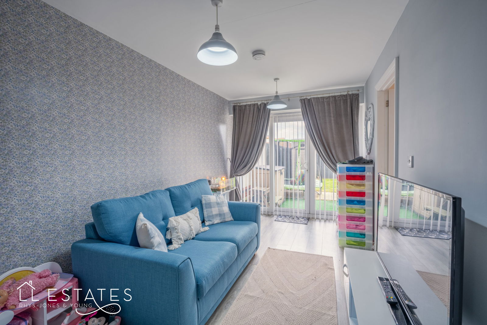 3 bed end of terrace house for sale in Rhyl Coast Road, Rhyl  - Property Image 4