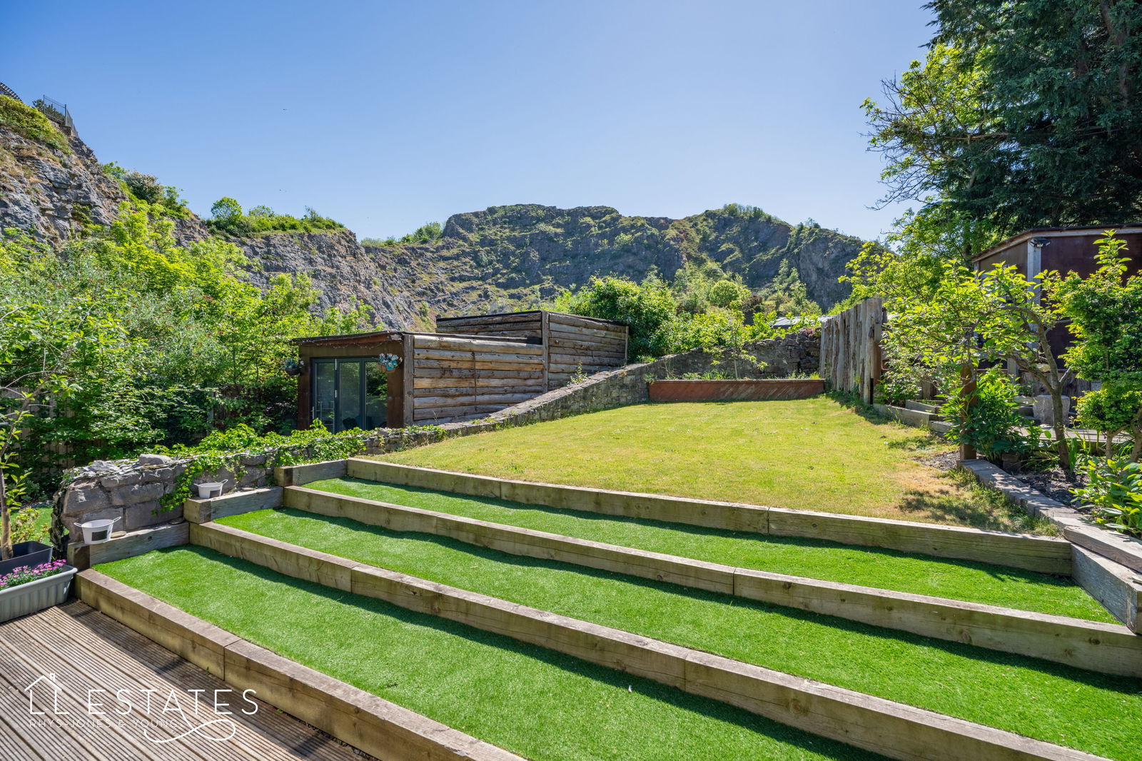 5 bed detached house for sale in Foel Road, Dyserth 1