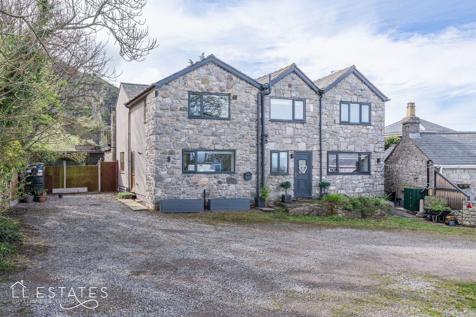 5 bed detached house for sale in Foel Road, Dyserth  - Property Image 1