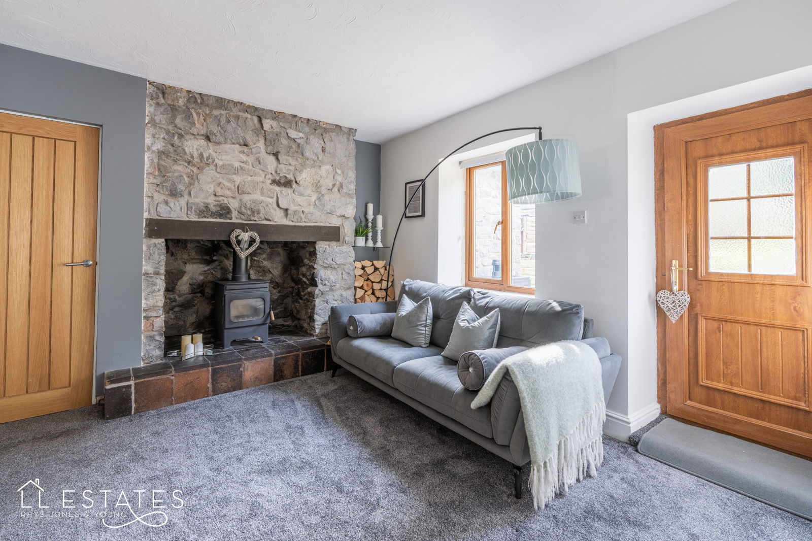 5 bed detached house for sale in Foel Road, Dyserth 3