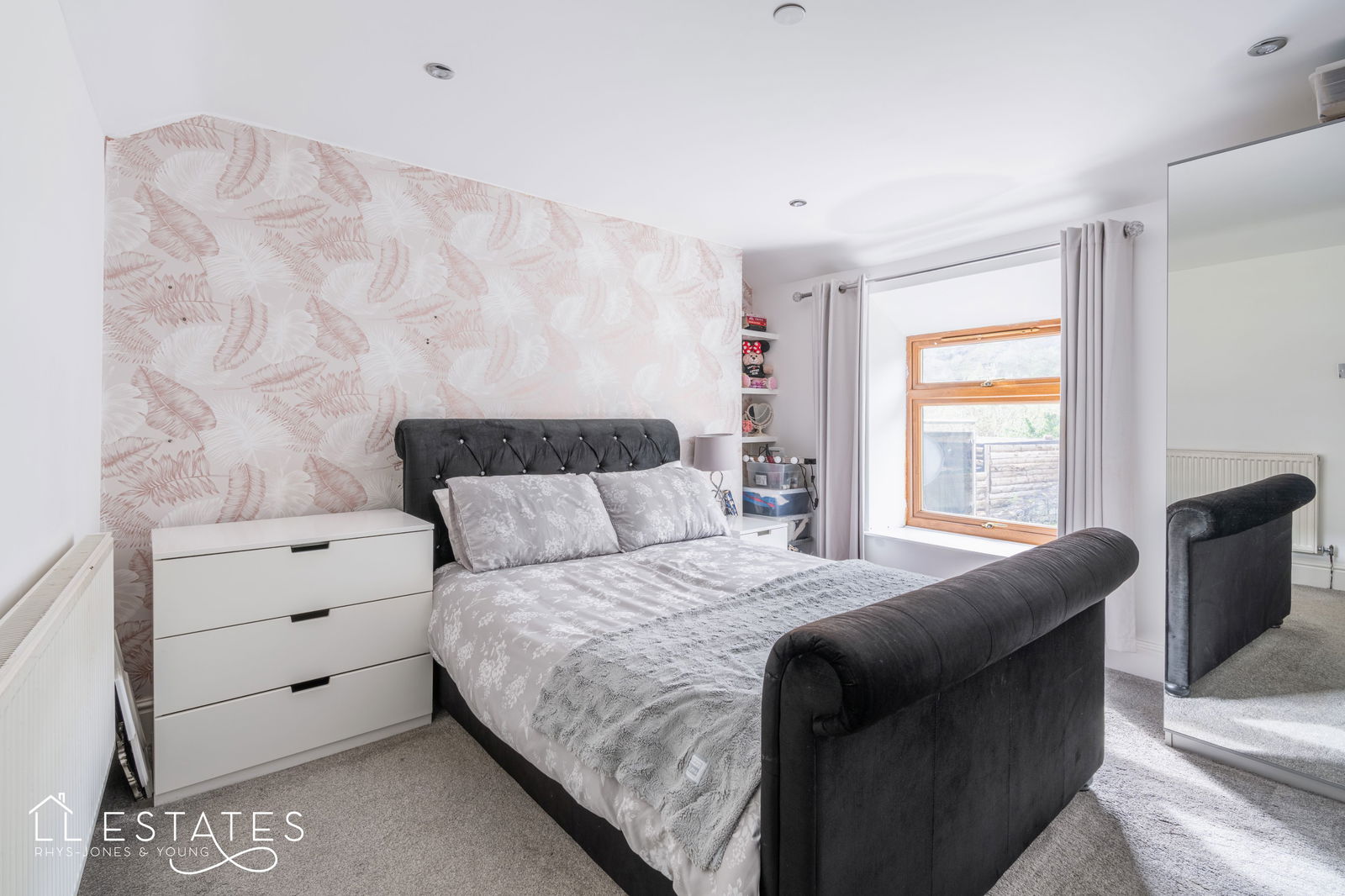 5 bed detached house for sale in Foel Road, Dyserth 9