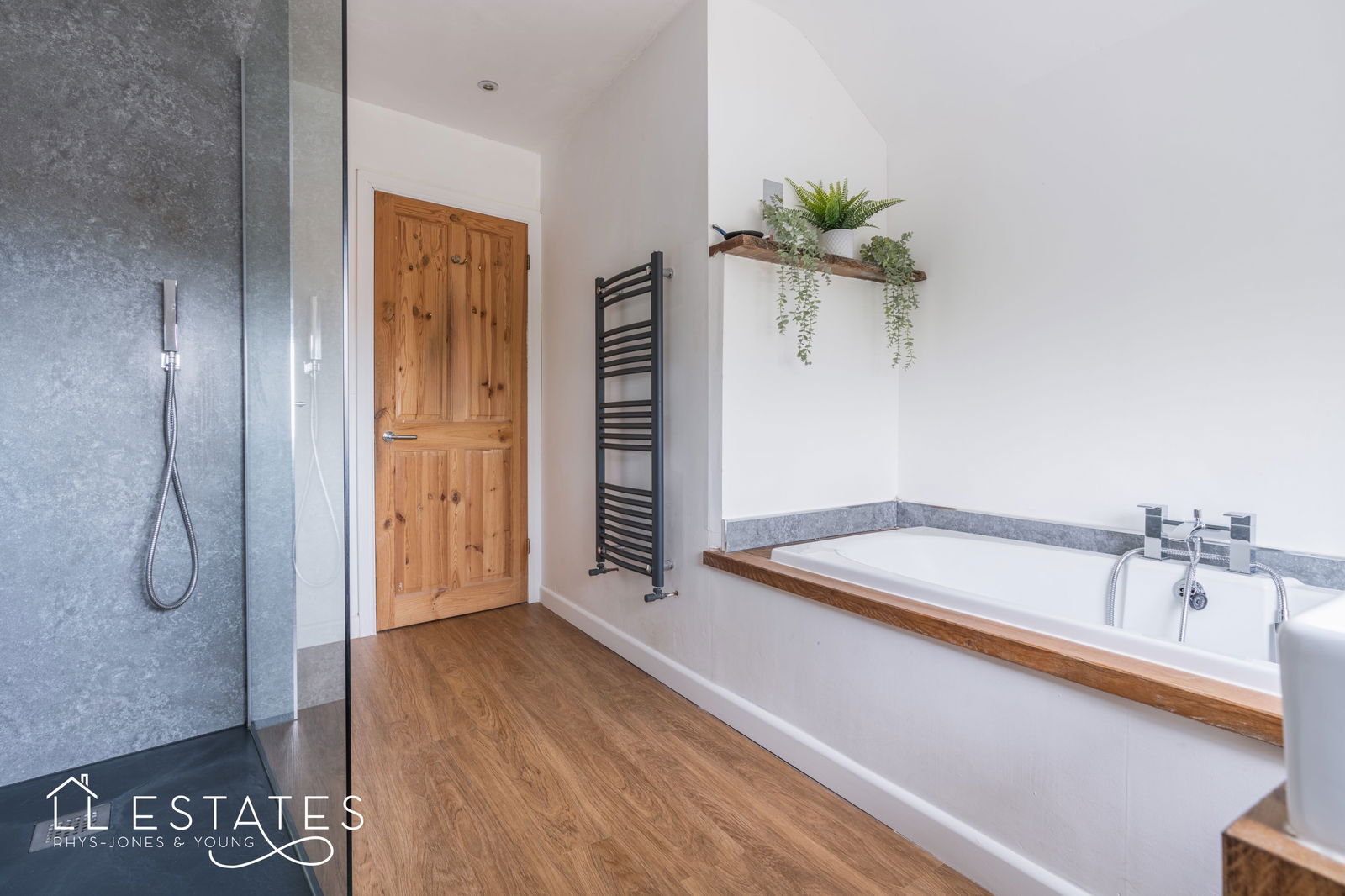 5 bed detached house for sale in Foel Road, Dyserth 10