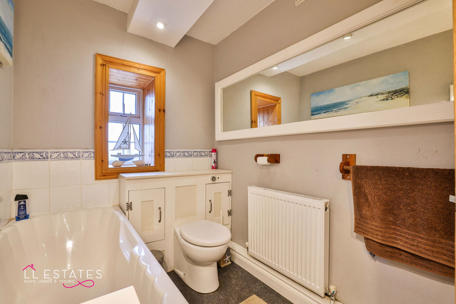 3 bed detached house for sale in Hiraddug Road, Dyserth 10