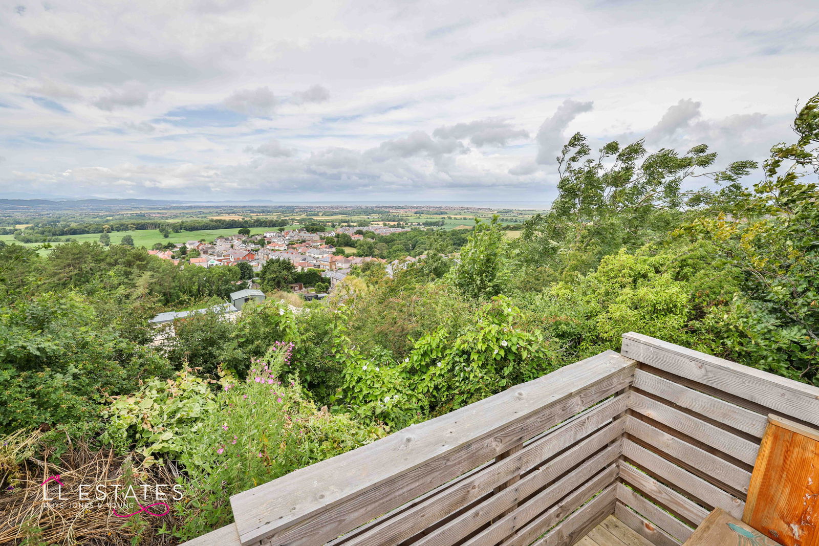 3 bed detached house for sale in Hiraddug Road, Dyserth  - Property Image 15