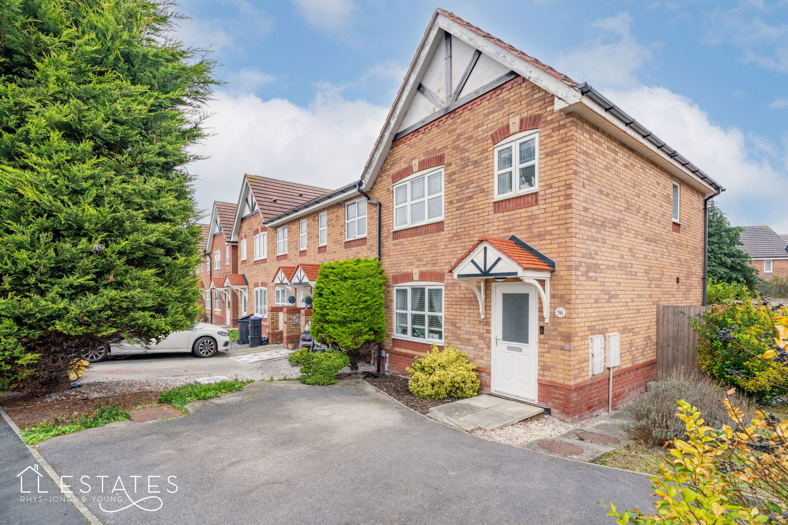 3 bed end of terrace house for sale in Ffordd Pant Y Celyn, Prestatyn  - Property Image 1