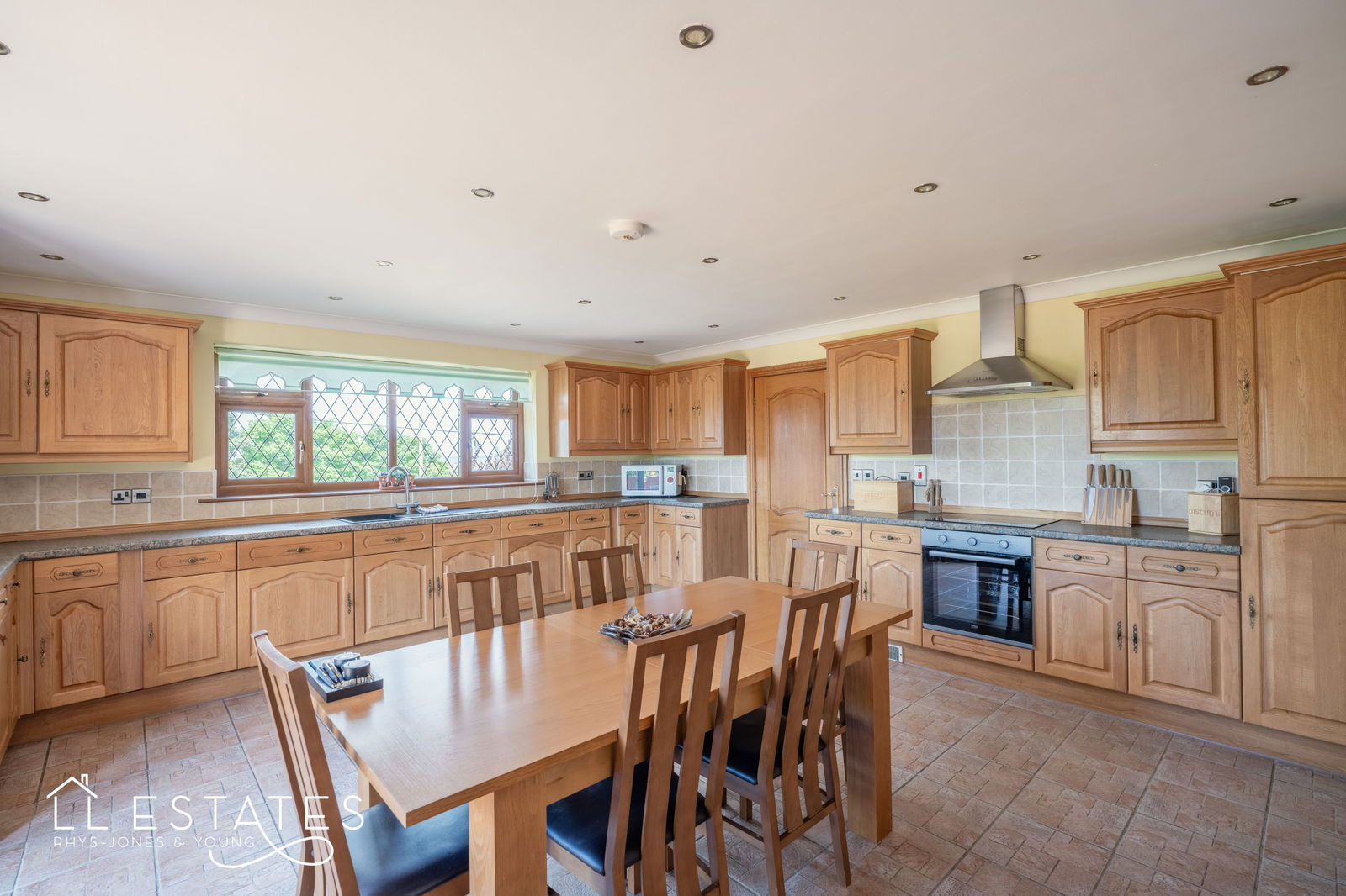 4 bed detached house for sale in Ffordd Talargoch, Prestatyn 4