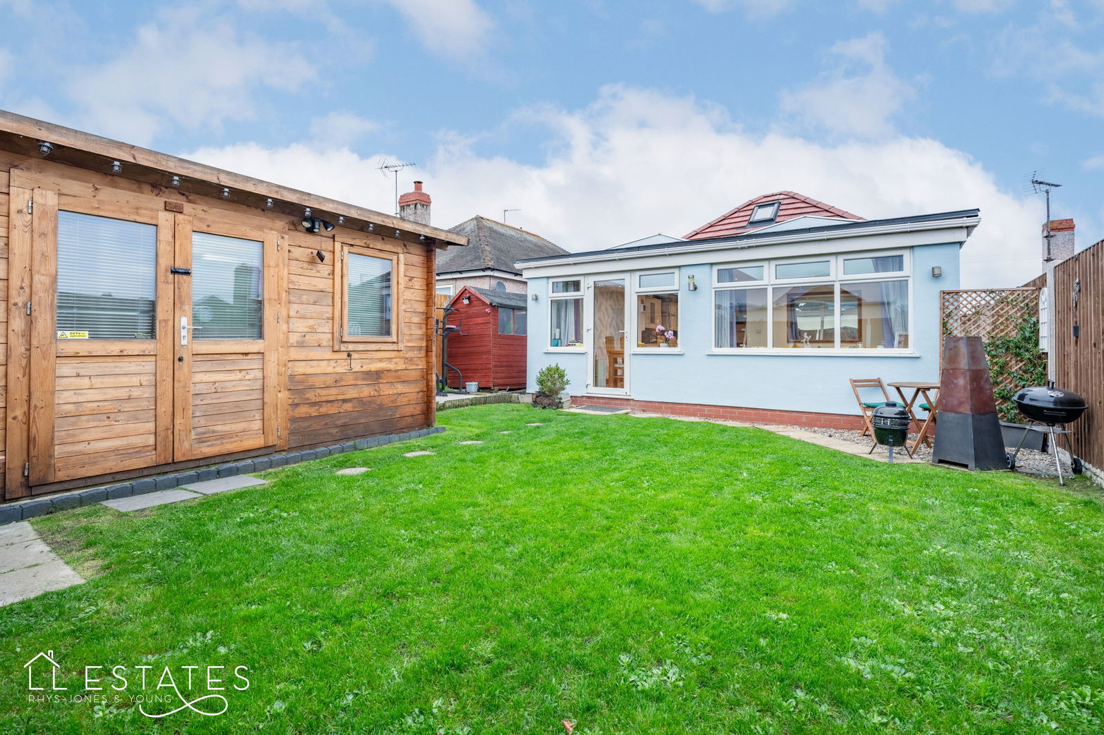 3 bed bungalow for sale in Rhuddlan Road, Rhyl  - Property Image 10