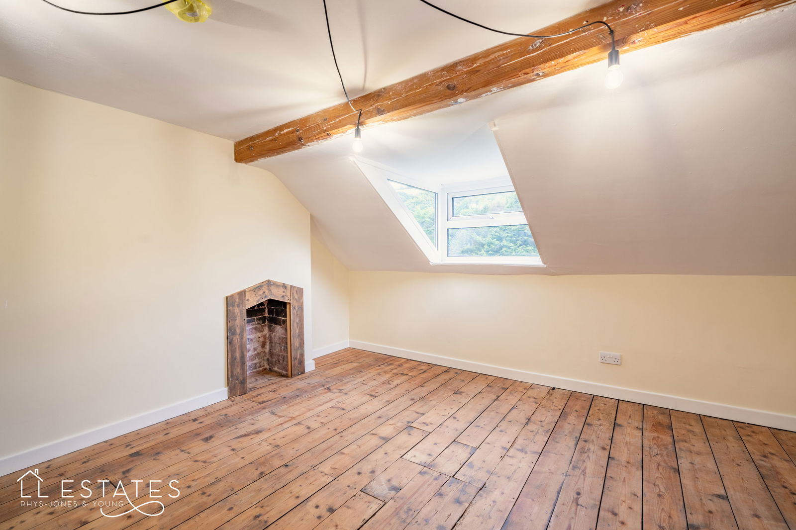 3 bed terraced house for sale in Park View, Mold  - Property Image 11