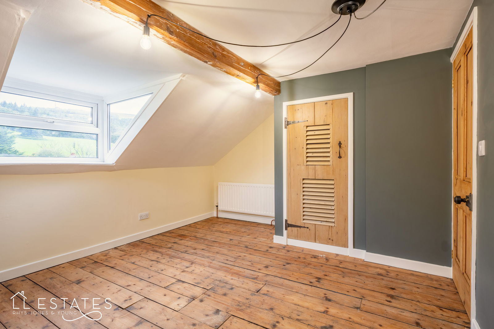 3 bed terraced house for sale in Park View, Mold  - Property Image 7