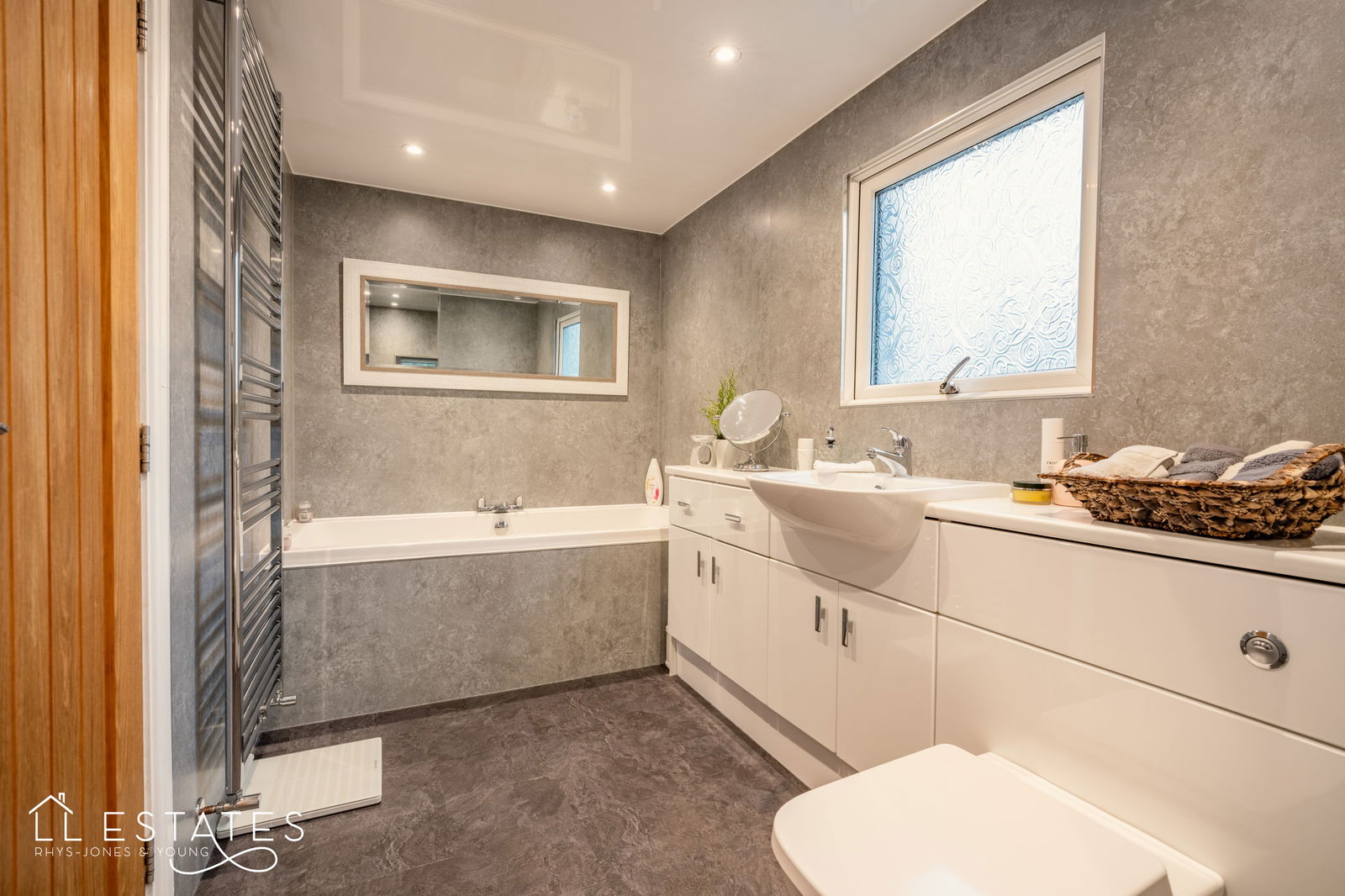 3 bed detached house for sale in The Brae, Prestatyn 10