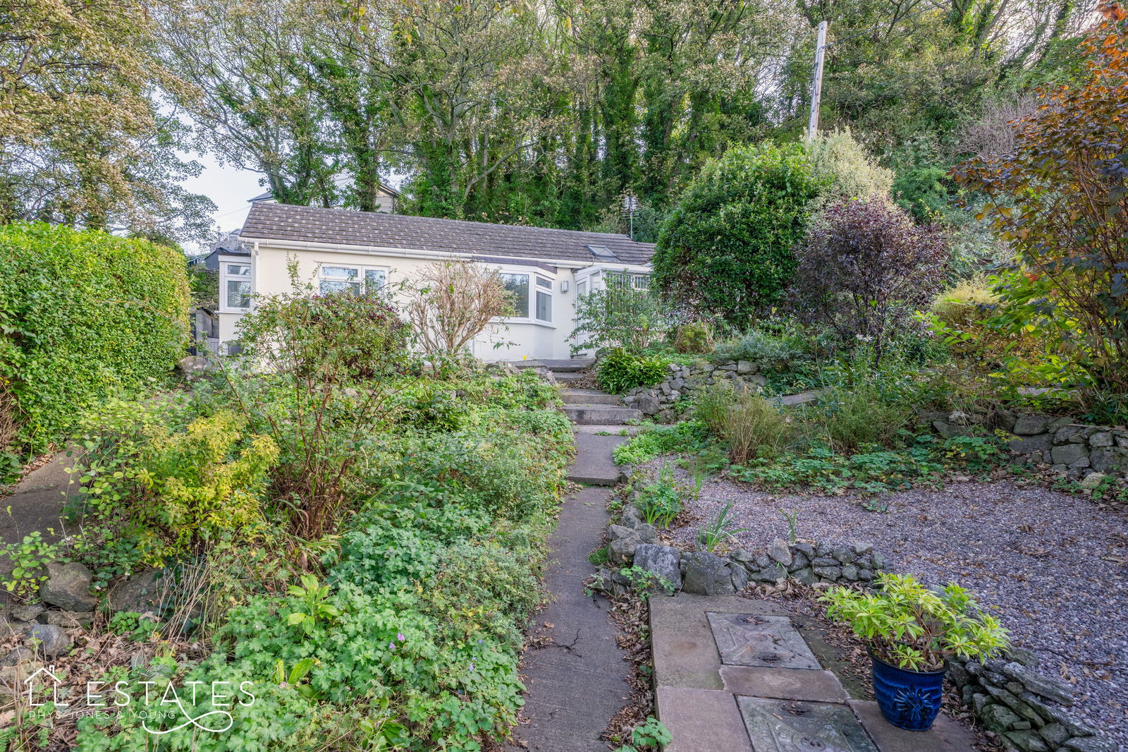 1 bed bungalow for sale in Waterfall Road, Rhyl  - Property Image 8