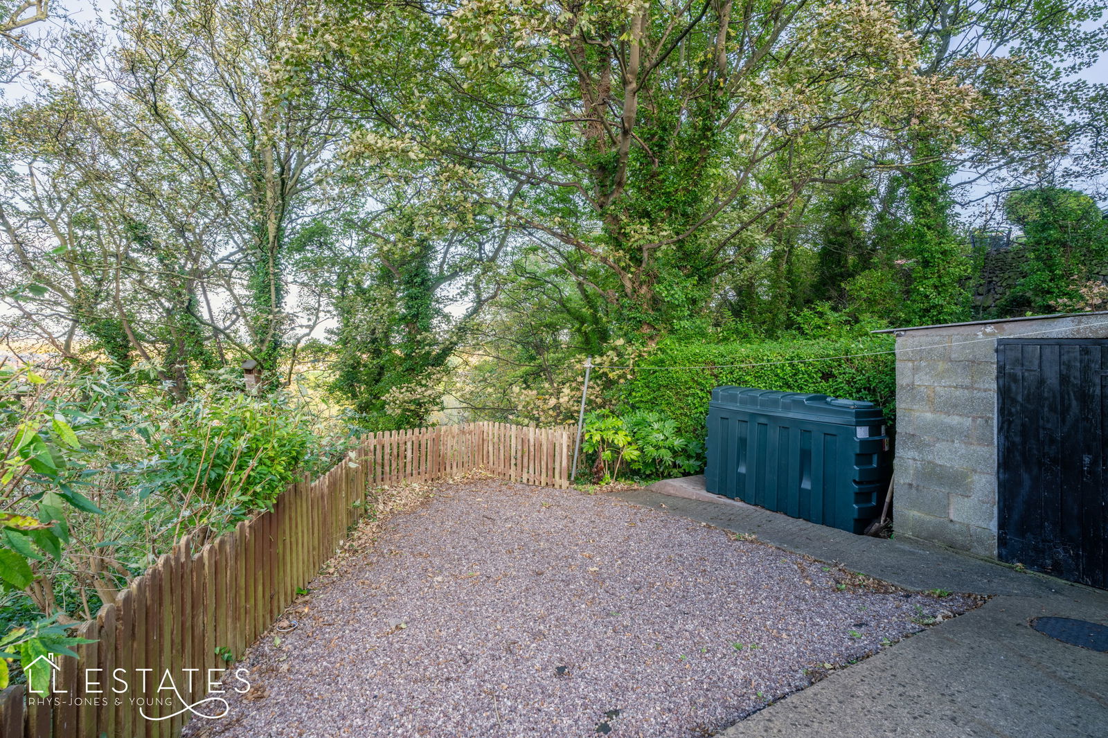 1 bed bungalow for sale in Waterfall Road, Rhyl  - Property Image 9