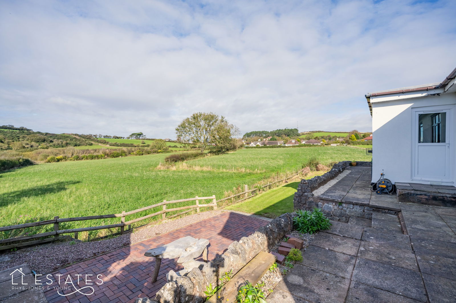 3 bed bungalow for sale in Lon Capel, Rhyl  - Property Image 17