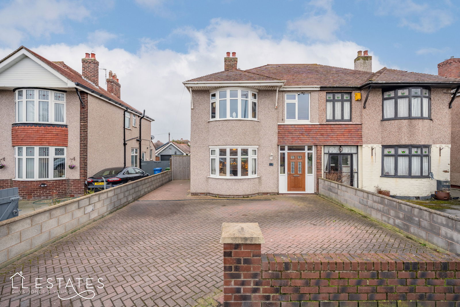 4 bed semi-detached house for sale in Rhyl Coast Road, Rhyl  - Property Image 1