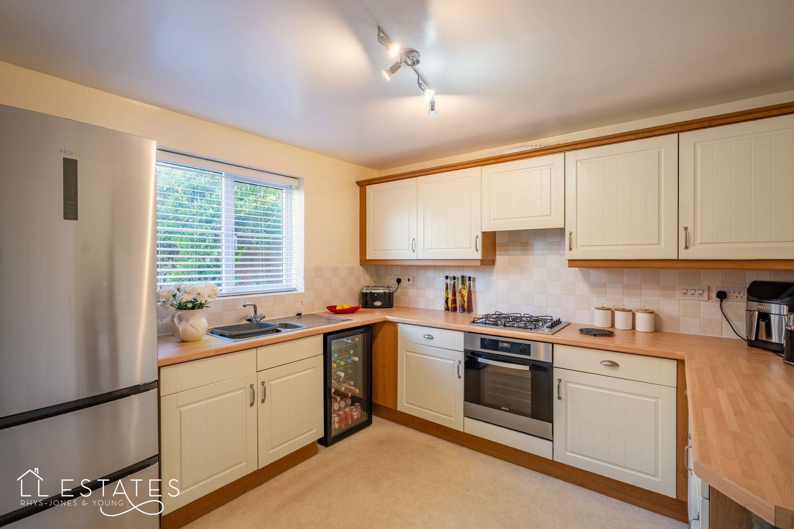 4 bed detached house for sale in Ffordd Idwal, Prestatyn  - Property Image 2