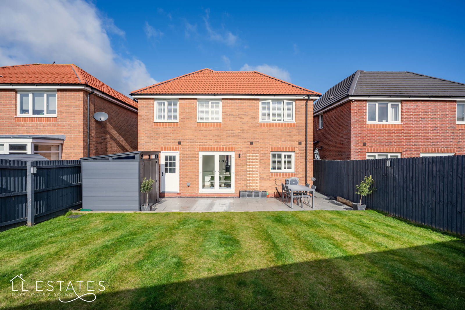4 bed detached house for sale, Rhyl 13