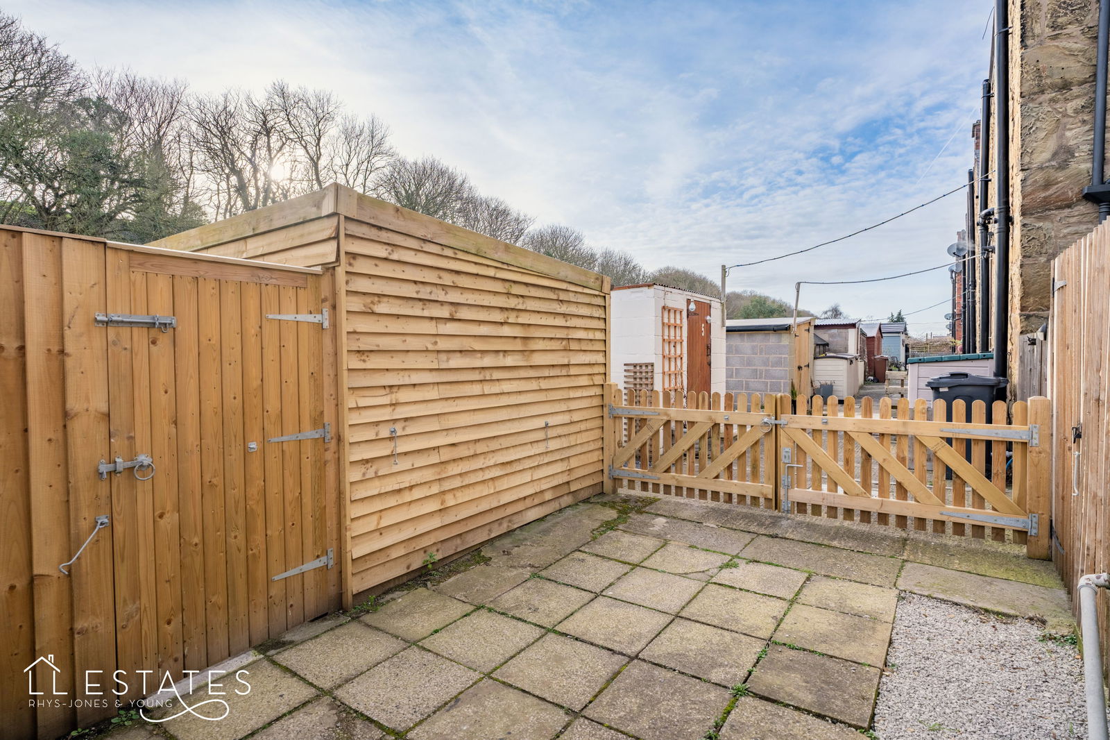 2 bed terraced house for sale in main road, Fynnongroyw  - Property Image 9