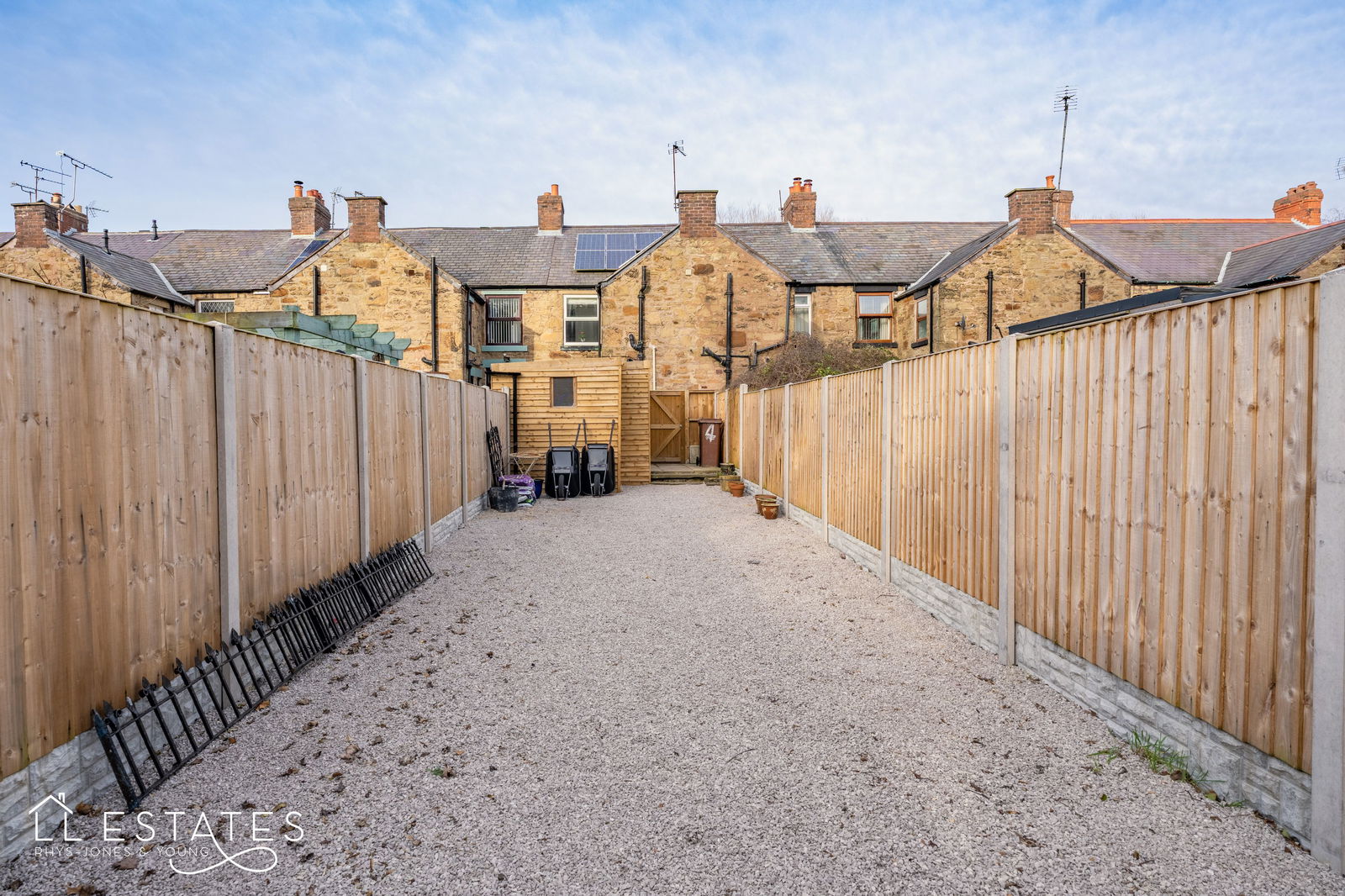 2 bed terraced house for sale in main road, Fynnongroyw  - Property Image 2