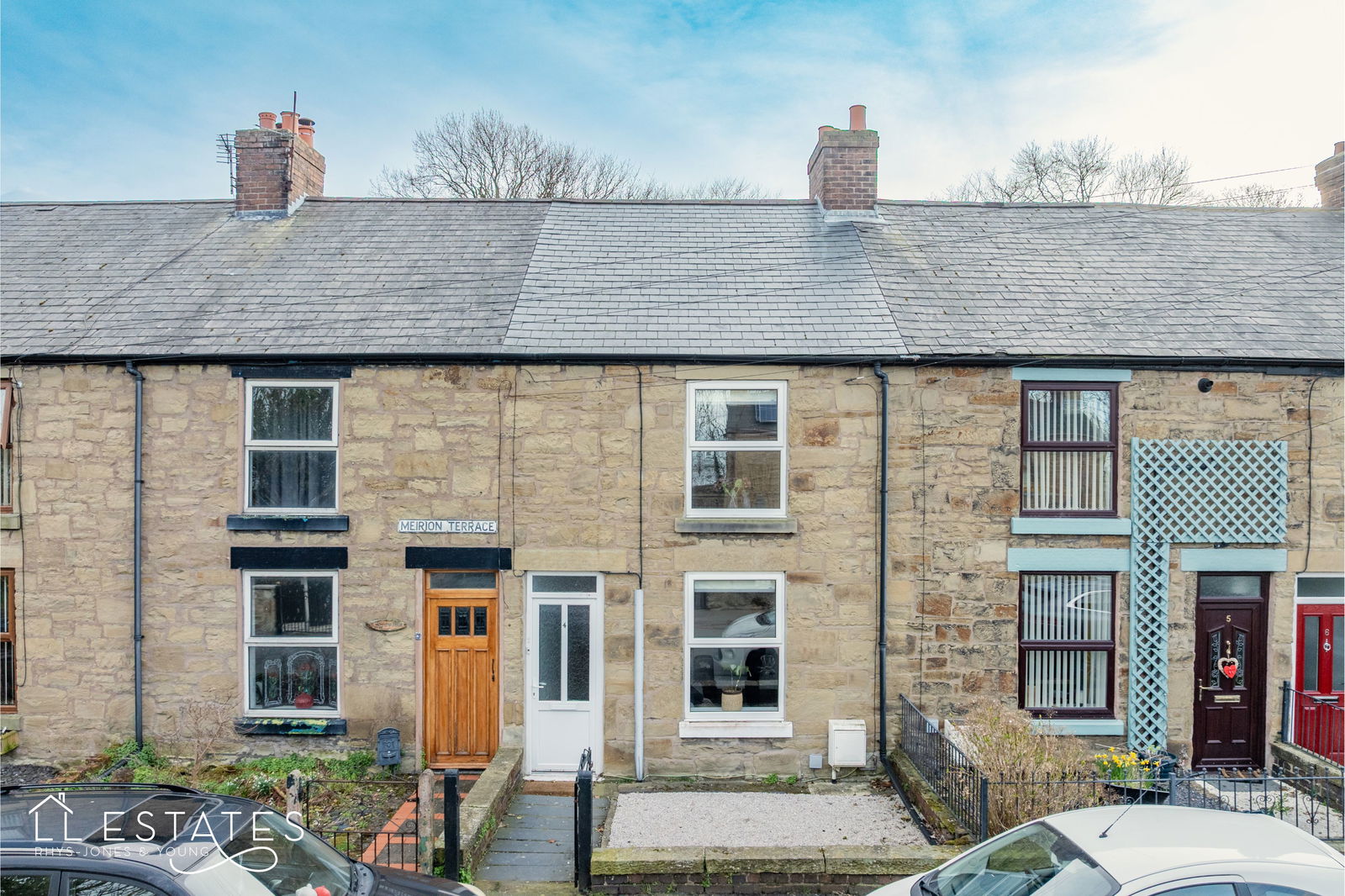 2 bed terraced house for sale in main road, Fynnongroyw  - Property Image 1