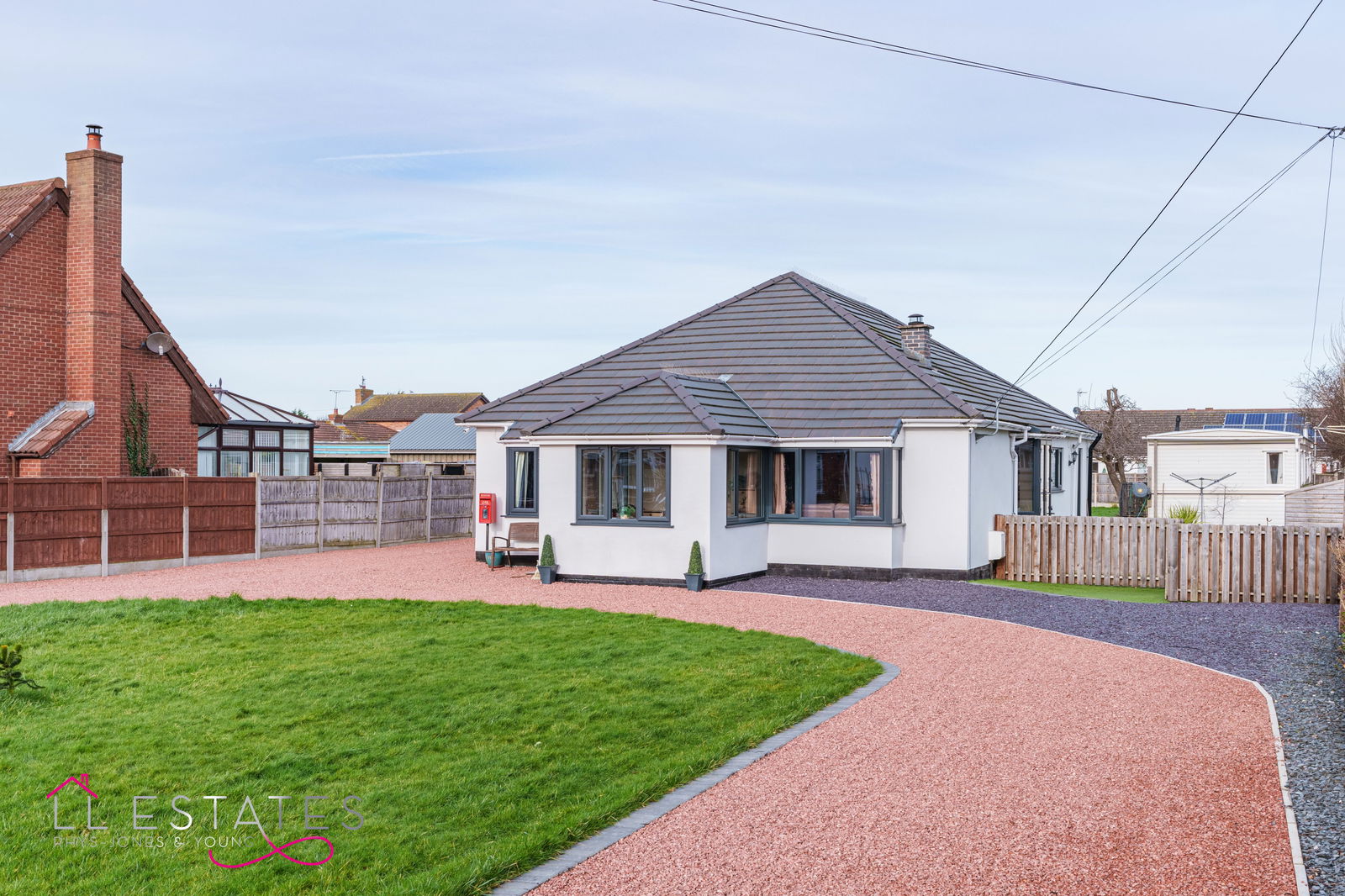 2 bed bungalow for sale in Brook Avenue, Abergele, LL22