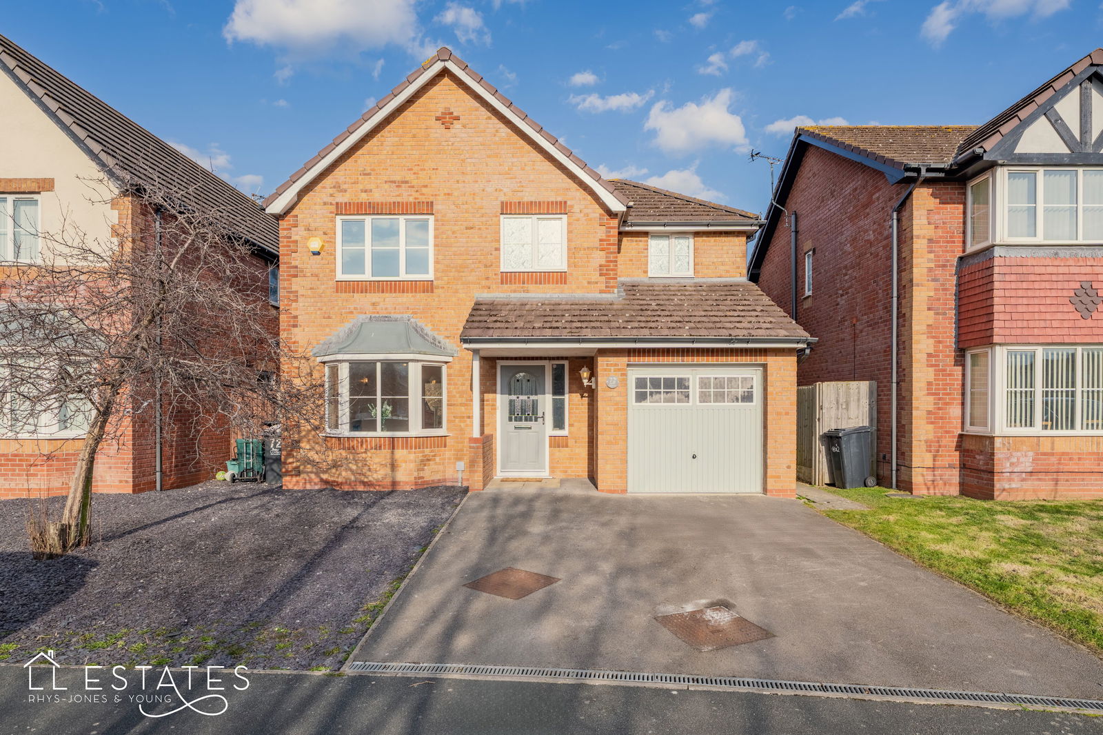 4 bed detached house for sale in Owain Glyndwr, Rhyl  - Property Image 1