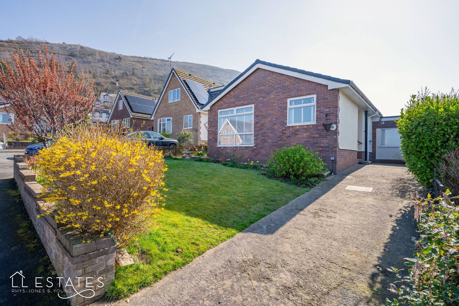 2 bed bungalow for sale in Parc Bron Deg, Dyserth, LL18