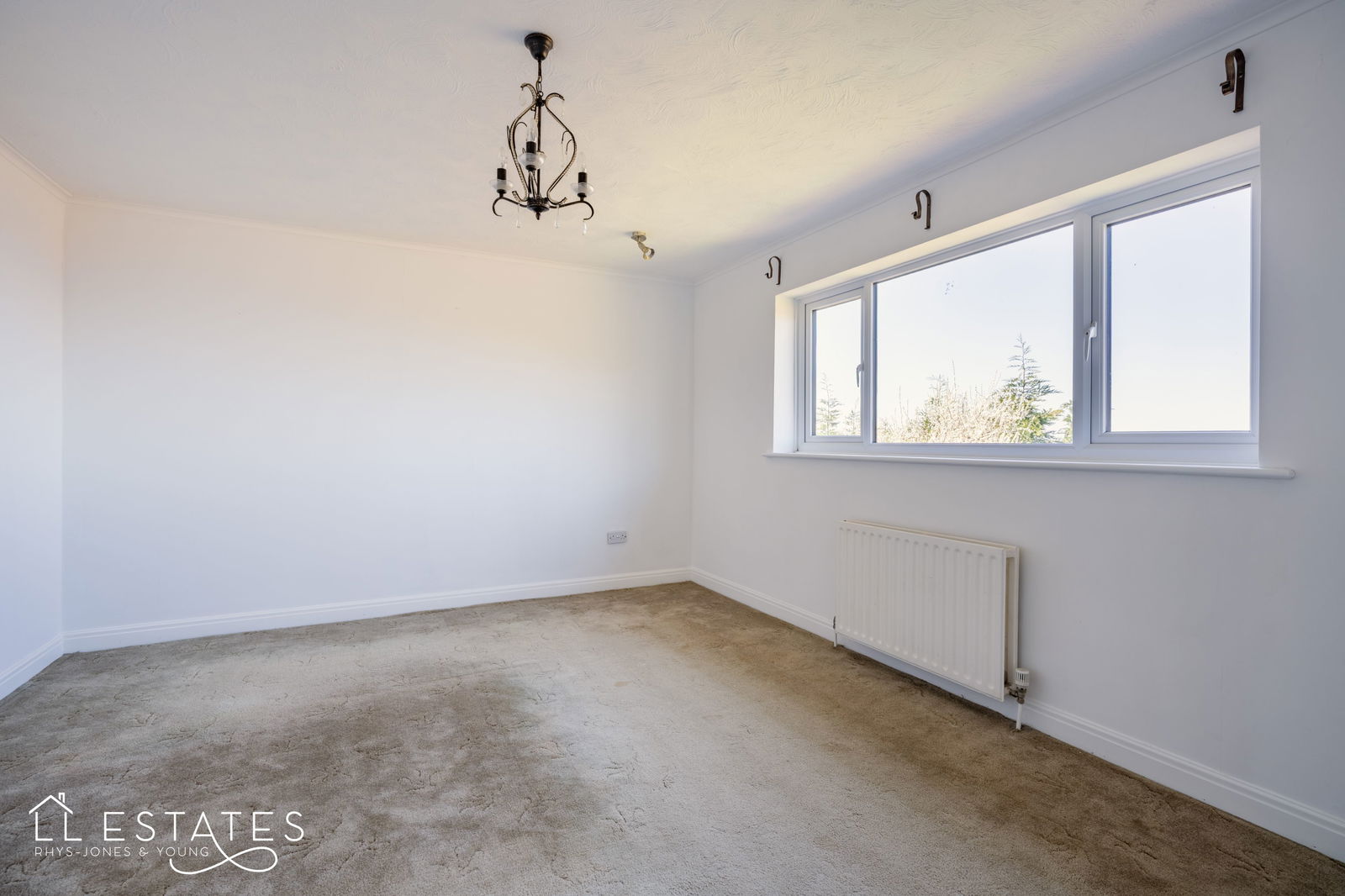 5 bed detached house for sale in Rhodfa Conwy, Dyserth 4