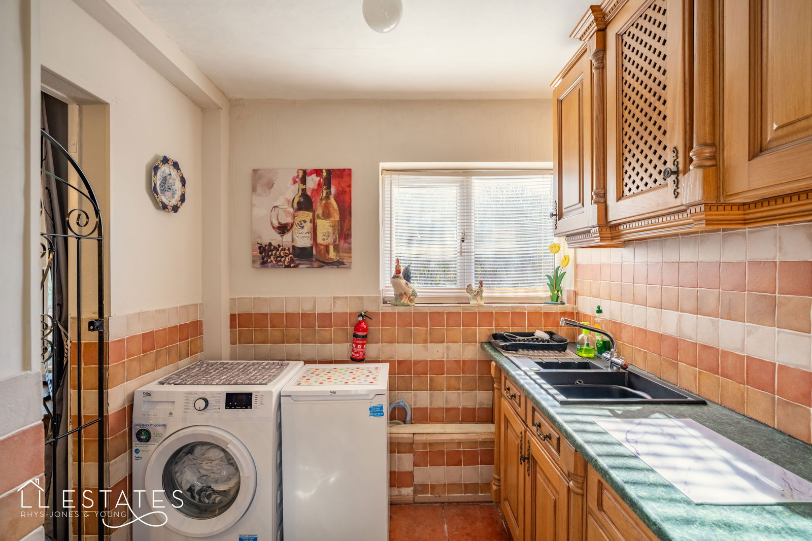 6 bed semi-detached bungalow for sale in Southlands Road, Kinmel Bay  - Property Image 18
