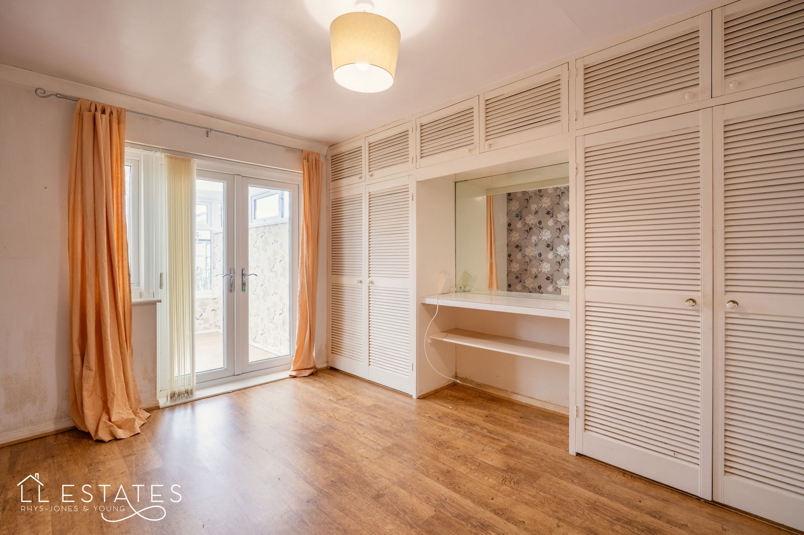 2 bed semi-detached bungalow for sale in Awelon Mor, Prestatyn 5