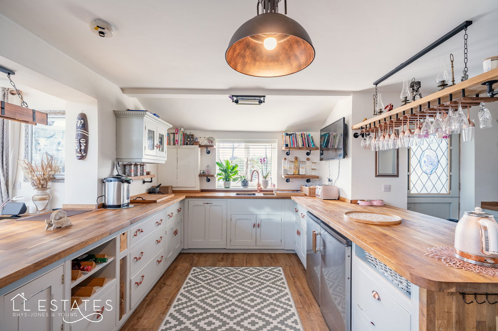 3 bed bungalow for sale in Kinmel Way, Towyn 6