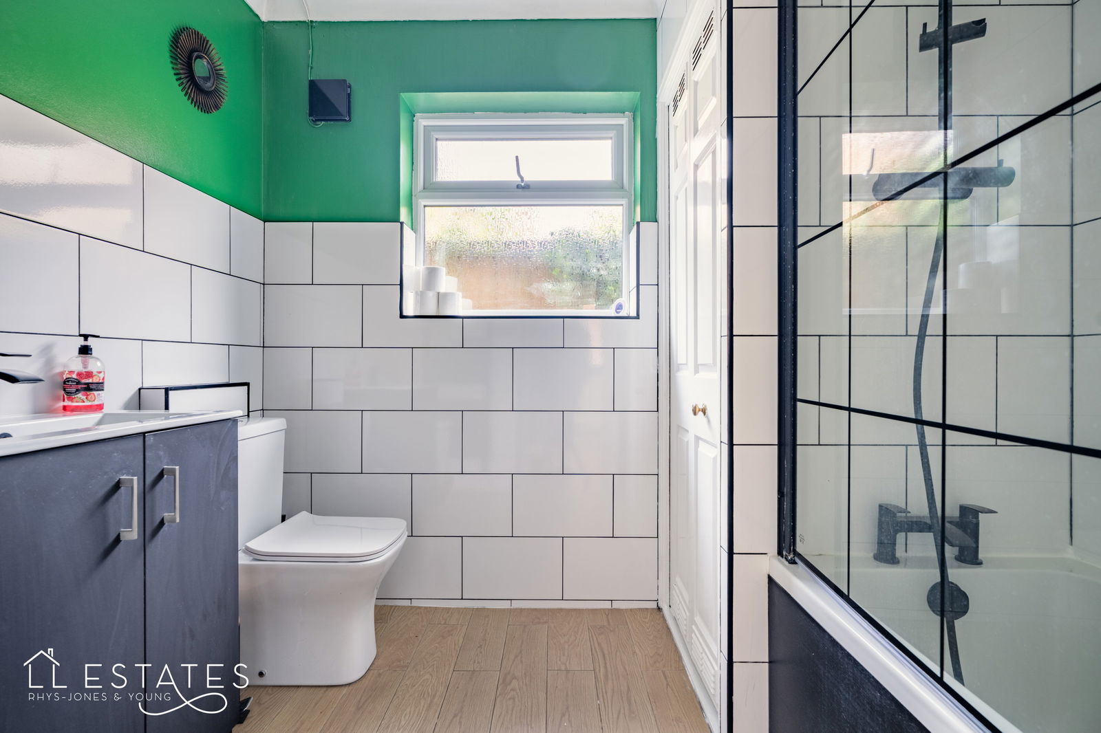2 bed bungalow for sale in Hammond Court, Rhyl  - Property Image 8