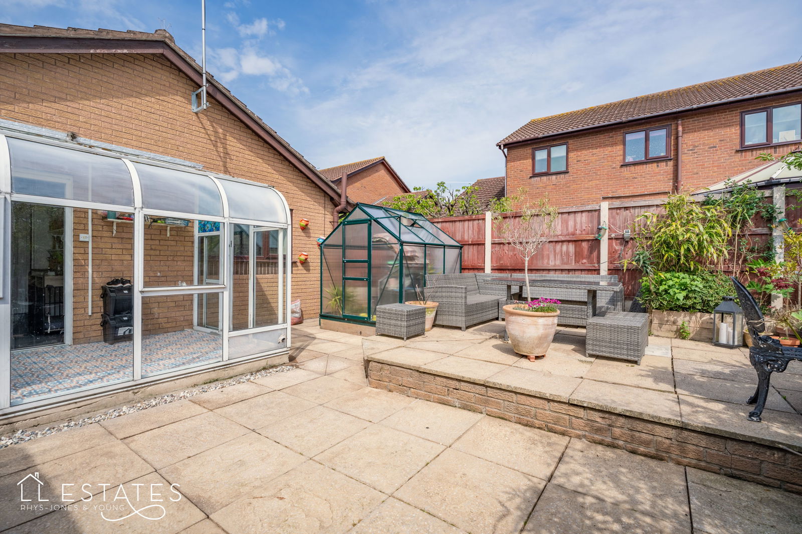 2 bed bungalow for sale in Hammond Court, Rhyl  - Property Image 10