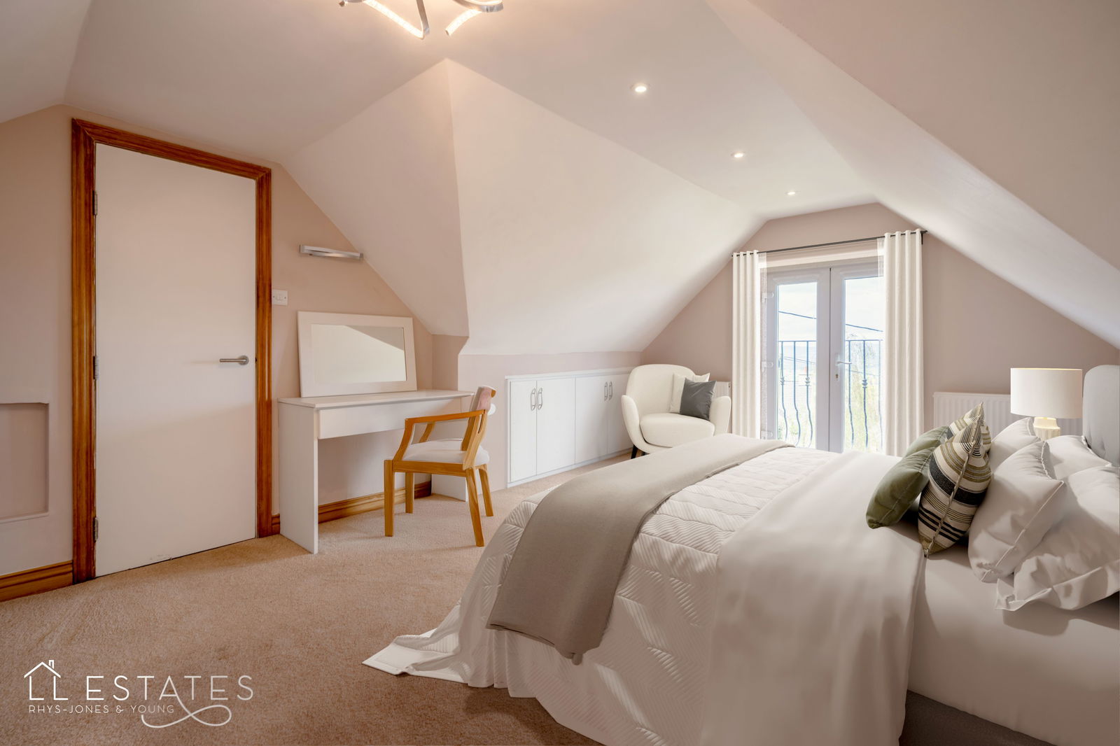 3 bed detached house for sale, Tremeirchion 7