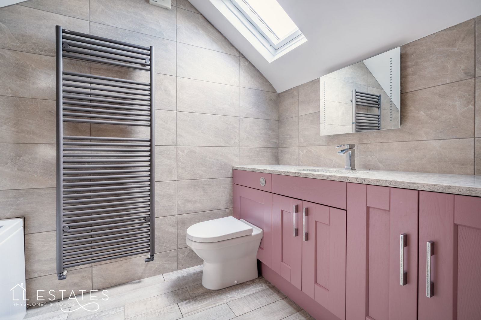 3 bed detached house for sale, Tremeirchion 10