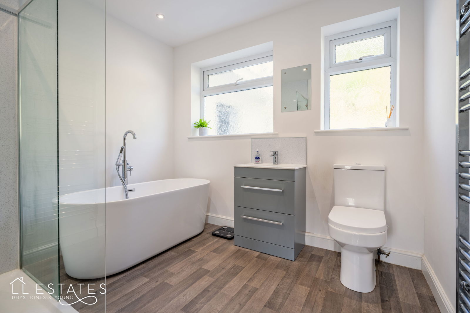 4 bed detached house for sale in Clwyd Avenue, Rhyl  - Property Image 13